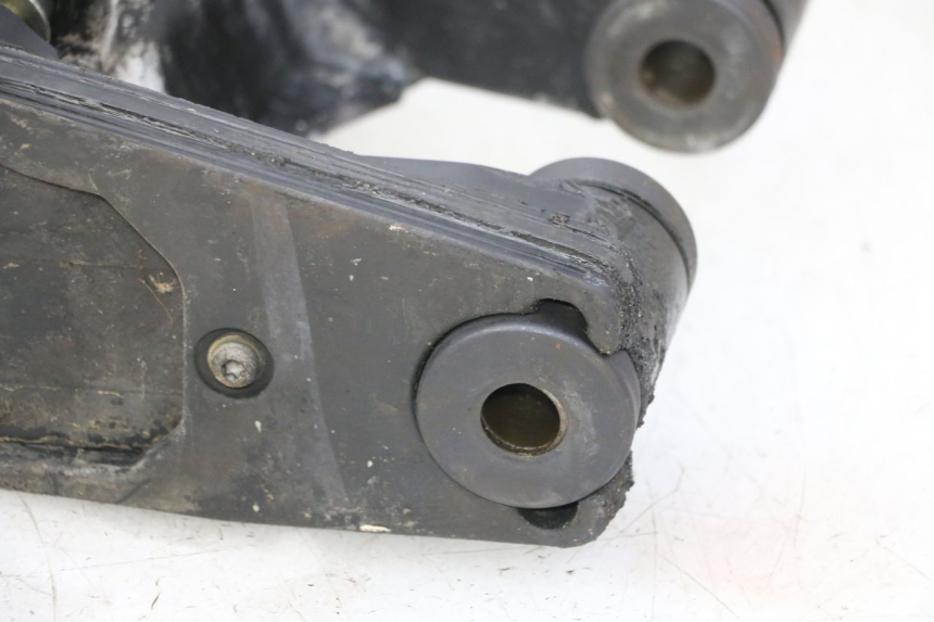 photo de SCHWINGE TRIUMPH SPRINT 900 (1995 - 1998) - Fokus auf die Struktur