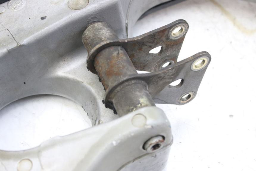 photo de SCHWINGE TRIUMPH SPRINT ST 955 (1999 - 2001) - Detailansicht des Bauteils