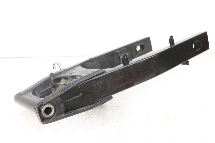 photo de SCHWINGE SUZUKI GSR 750 (2011 - 2017) - Technische Nahaufnahme