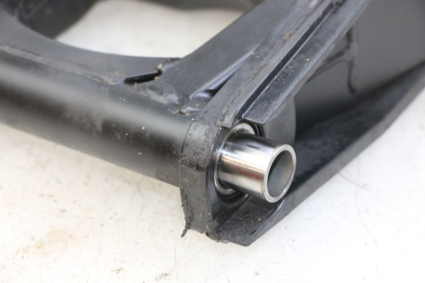 photo de SCHWINGE SUZUKI GSX F GSXF 650 (2007 - 2015) - Zoom auf Gebrauchszustand