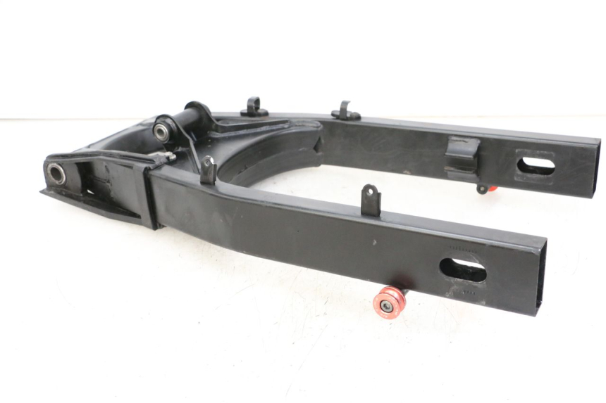 photo de SCHWINGE SUZUKI GSX F GSXF 650 (2007 - 2015) - Details der Befestigungspunkte