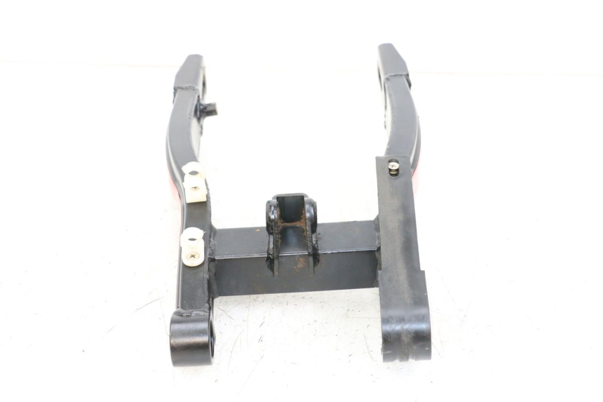 photo de SCHWINGE NITRO MOTORS THUNDER 125 - Oberflächenzustand und Material