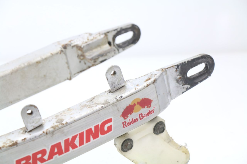 photo de SCHWINGE YAMAHA TTR 125 (2000 - 2020) - Details der Befestigungspunkte