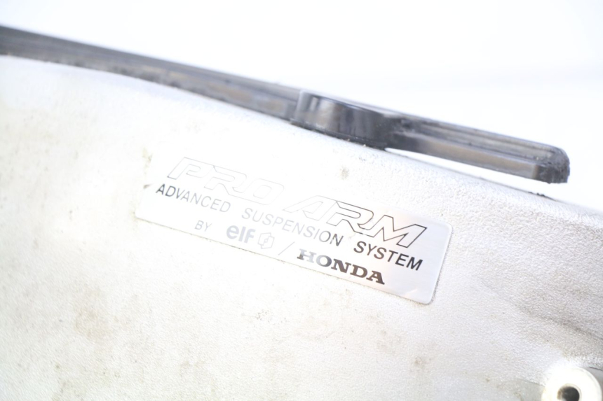 photo de SCHWINGE HONDA VFR FI RC46 800 (1998 - 2001) - Gesamtansicht des Produkts