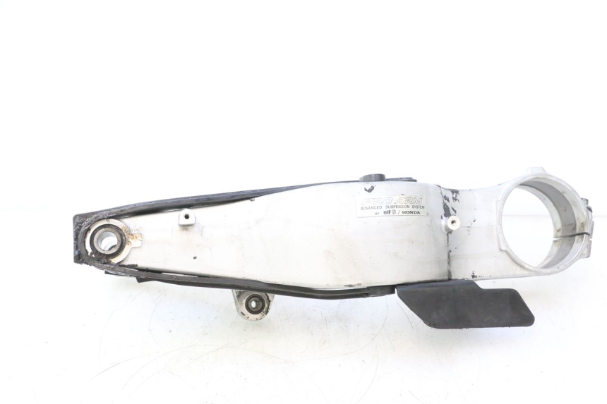 photo de SCHWINGE HONDA VFR FI RC46 800 (1998 - 2001) - Weitere Ansicht des Artikels