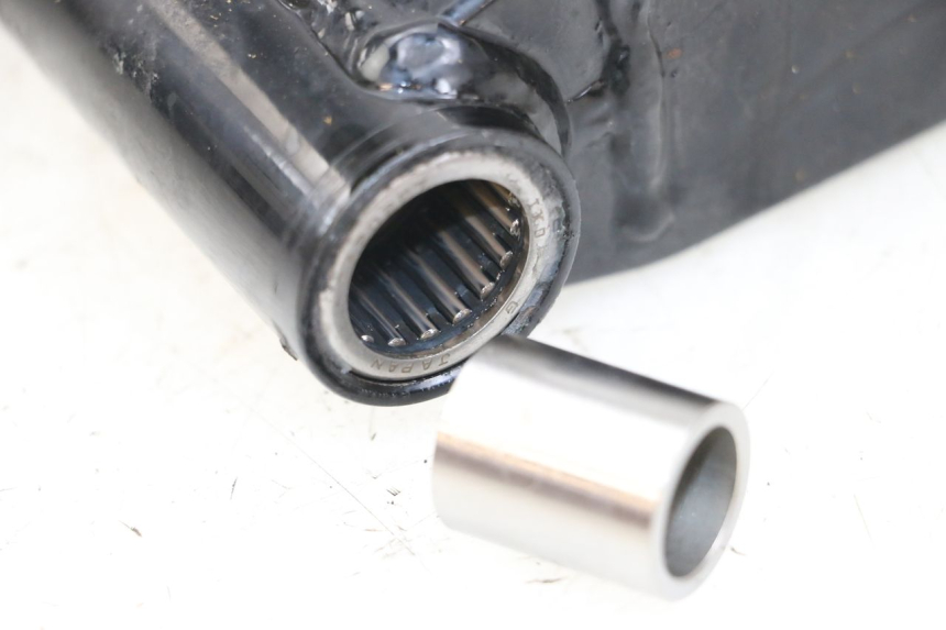 photo de SCHWINGE SUZUKI VL INTRUDER 125 (2004 - 2007) - Detailansicht des Bauteils