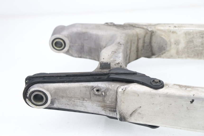 photo de SCHWINGE HONDA VTR F FIRESTORM 1000 (1997 - 2001) - Technische Nahaufnahme