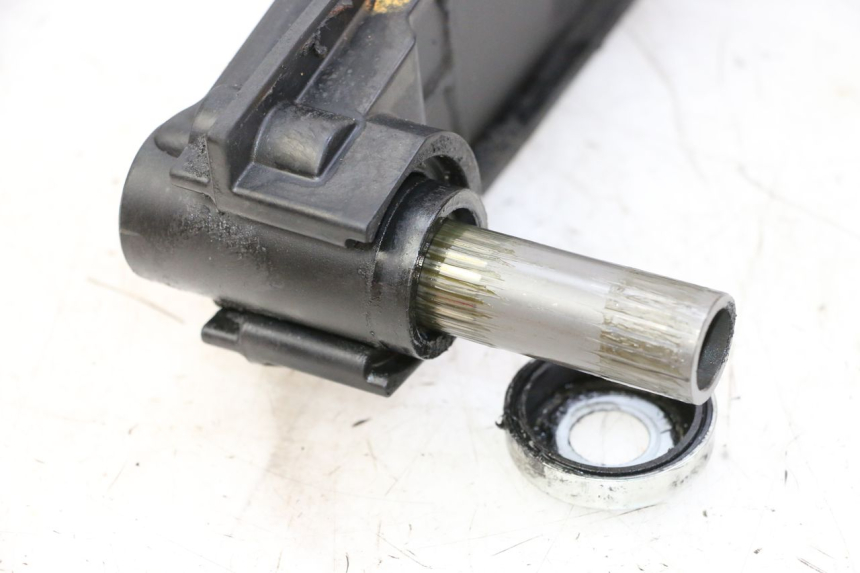 photo de SCHWINGE YAMAHA XJ6 ABS 600 (2008 - 2016) - Technische Nahaufnahme