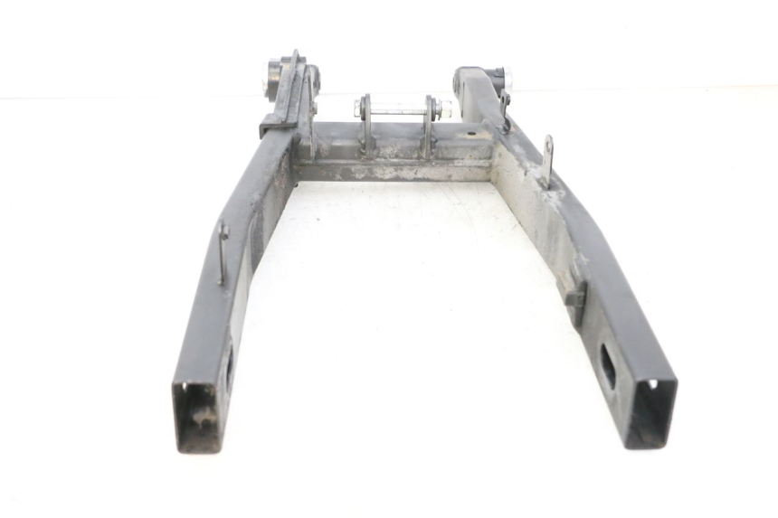 photo de SCHWINGE YAMAHA XJ6 ABS 600 (2008 - 2016) - Details der Befestigungspunkte