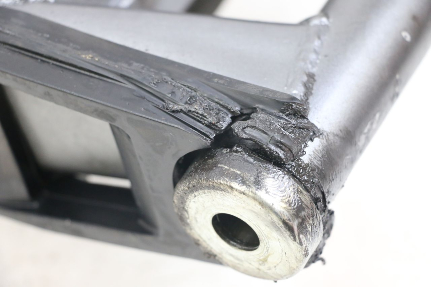 photo de SCHWINGE YAMAHA XJS DIVERSION 600 (1997 - 1999) - Technische Nahaufnahme