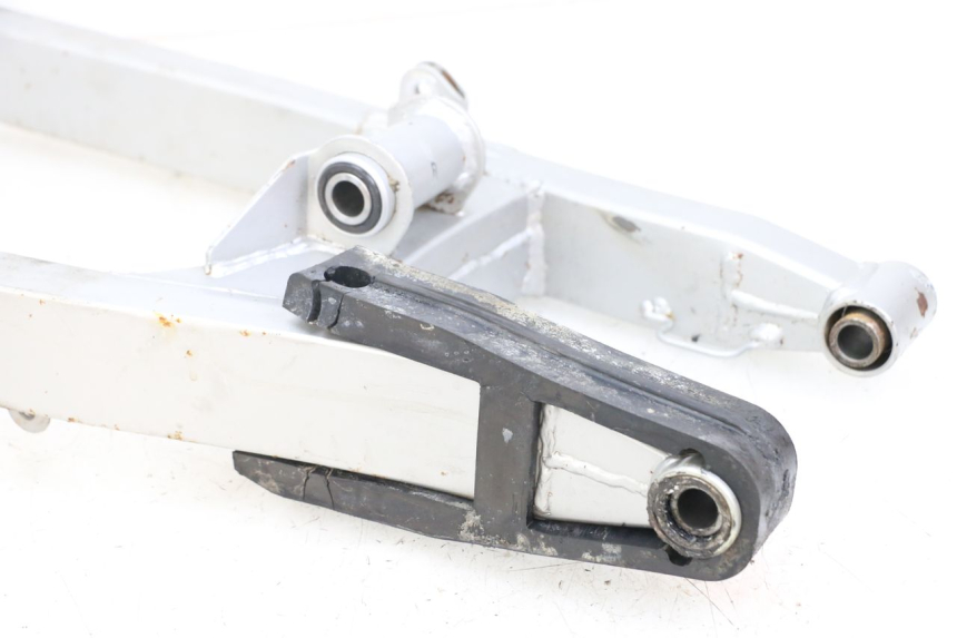 photo de Schwinge HYOSUNG XRX 125 (2000 - 2008) - Detaillierte Sichtprüfung