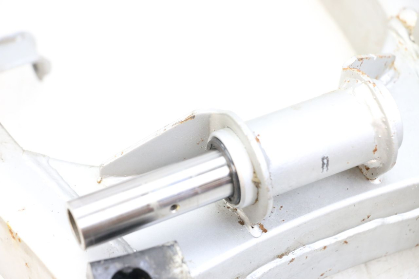 photo de Schwinge HYOSUNG XRX 125 (2000 - 2008) - Zoom auf Gebrauchszustand