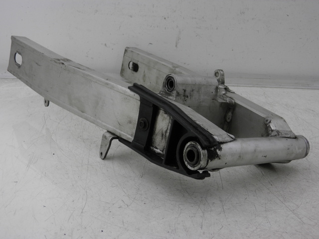 photo de SCHWINGE YAMAHA FZS FAZER 600 (1998 - 2001) - Gesamtansicht des Produkts