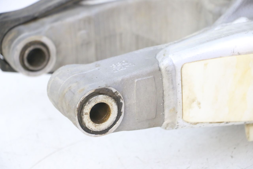 photo de SCHWINGE YAMAHA YZ-F YZF 250 (2014 - 2018) - Profilansicht des Ersatzteils