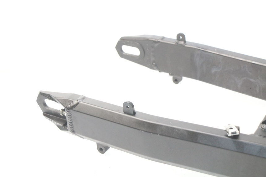 photo de SCHWINGE KAWASAKI Z Z900 900 (2017 - 2019) - Technische Nahaufnahme