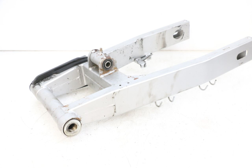 photo de SCHWINGE KAWASAKI ZR 7 750 (1999 - 2004) - Hauptansicht