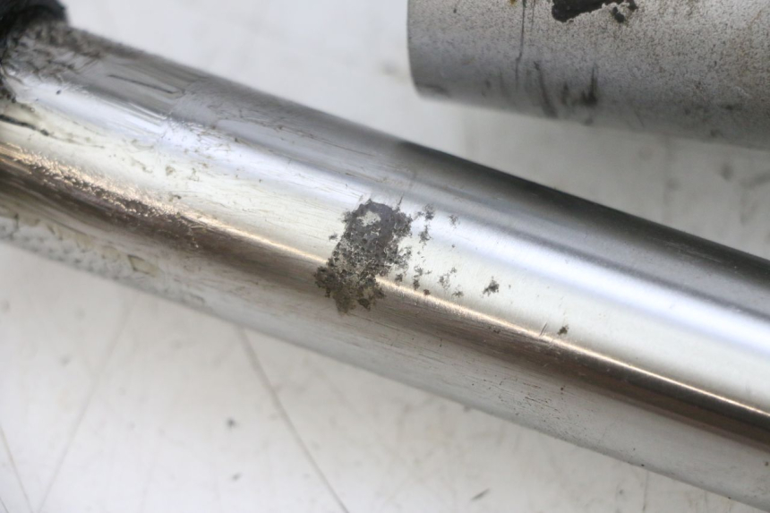 photo de SCHWINGE KAWASAKI ZR 7 750 (1999 - 2004) - Technische Nahaufnahme