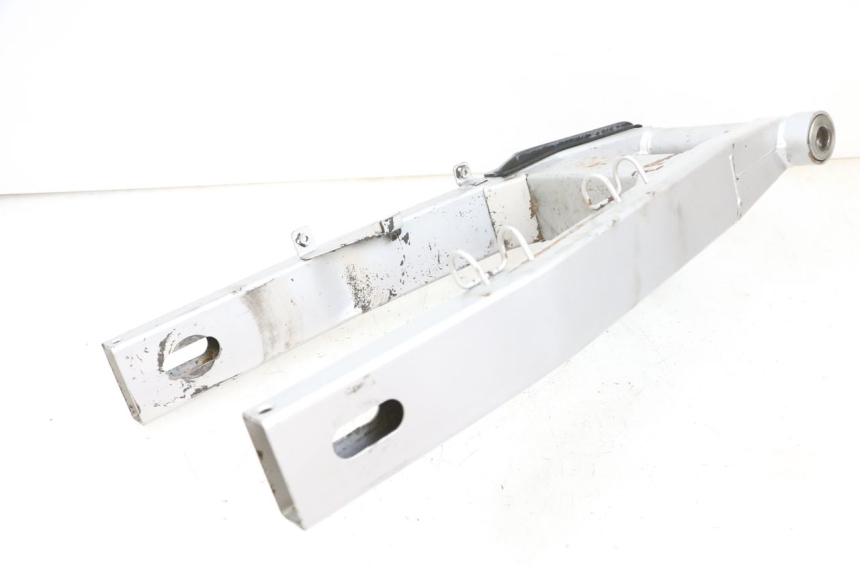 photo de SCHWINGE KAWASAKI ZR 7 750 (1999 - 2004) - Kennzeichnungen und Originalreferenzen