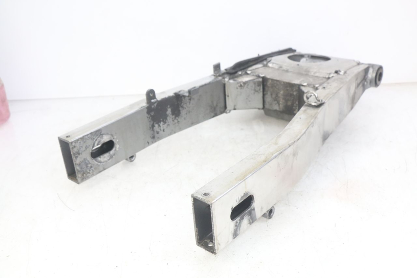 photo de SCHWINGE KAWASAKI ZX-6R ZX6R 600 (1995 - 1997) - Zoom auf Gebrauchszustand