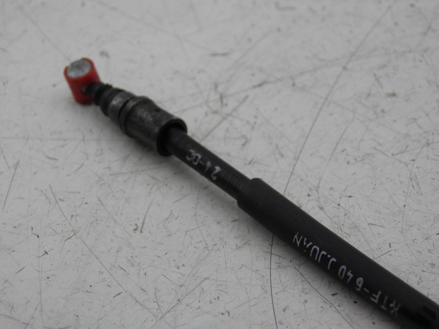 photo de BREMSZUG VOR HONDA SH 125 (2005 - 2008) - Detailansicht des Bauteils