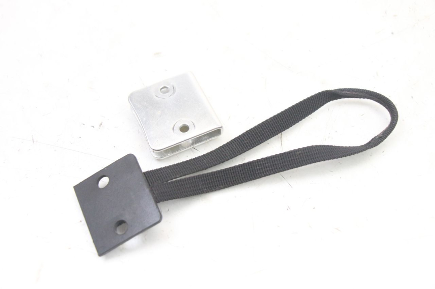 photo de SITZBANKSCHLOSS ZUG BMW S RR ABS S1000RR 1000 (2015 - 2018) - Detailansicht des Bauteils