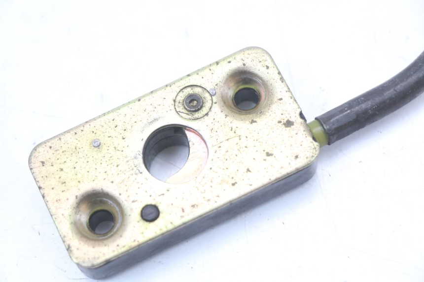 photo de SITZBANKSCHLOSS ZUG SUZUKI GZ MARAUDER 125 (1998 - 2004) - Technische Nahaufnahme