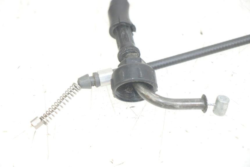 photo de SITZBANKÖFFNUNGSKABEL YAMAHA NEOS NEO'S 4T 50 (2008 - 2016) - Zoom auf Gebrauchszustand