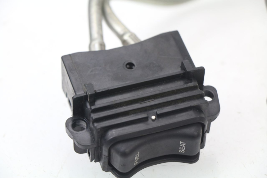 photo de SITZBANKSCHLOSS ZUG HONDA PCX (JF28) 125 (2009 - 2011) - Zoom auf Gebrauchszustand