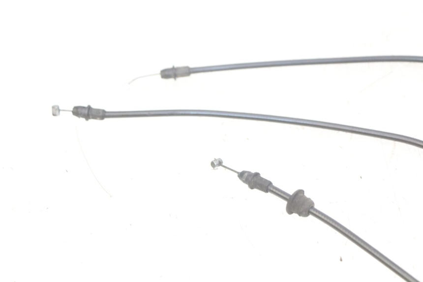 photo de SITZBANKÖFFNUNGSKABEL PIAGGIO XEVO - X EVO 125 (2007 - 2017) - Zoom auf Gebrauchszustand