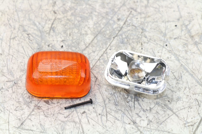 photo de HINTEN RECHTS BLINKERGLÄSER YAMAHA BW'S BWS 125 (2010 - 2013) - Hauptansicht