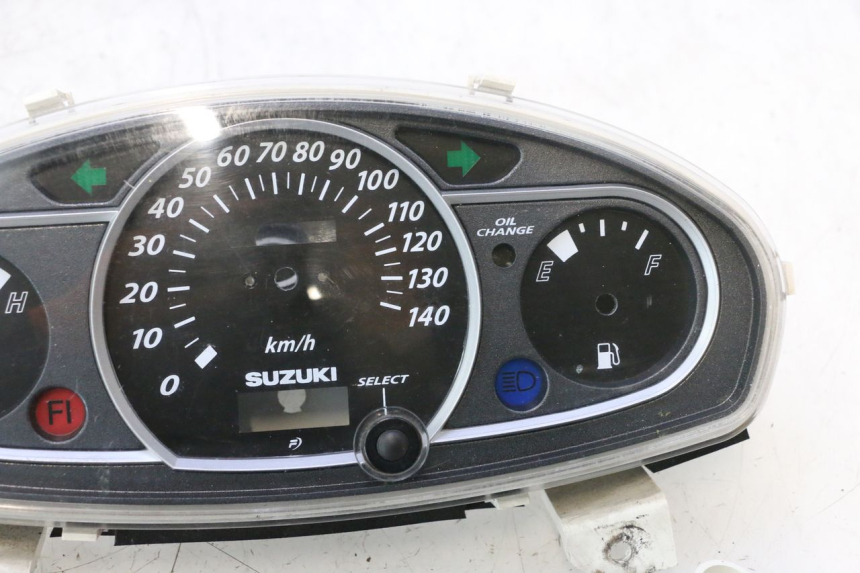 photo de TACHOMETER GLAS SUZUKI BURGMAN 125 (2007 - 2014) - Zoom auf Gebrauchszustand