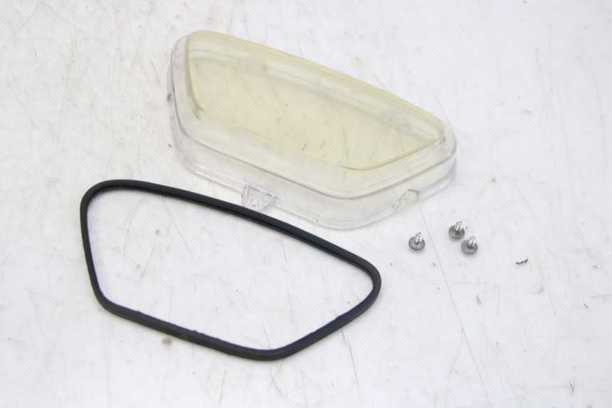 photo de TACHOMETERABDECKUNG EUROCKA GTR 50 (2007 - 2017) - Zoom auf Gebrauchszustand