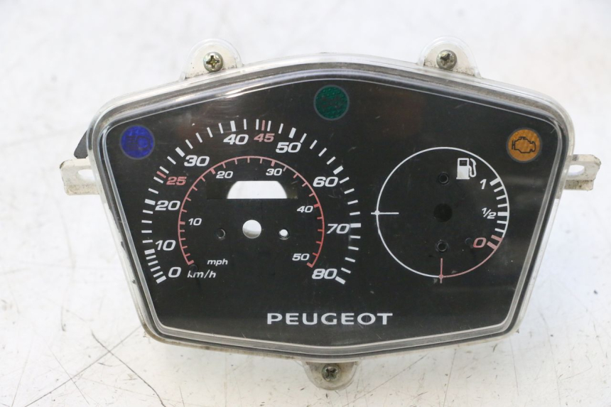 photo de TACHOMETERABDECKUNG PEUGEOT KISBEE 4T 50 (2018 - 2022) - Hauptansicht