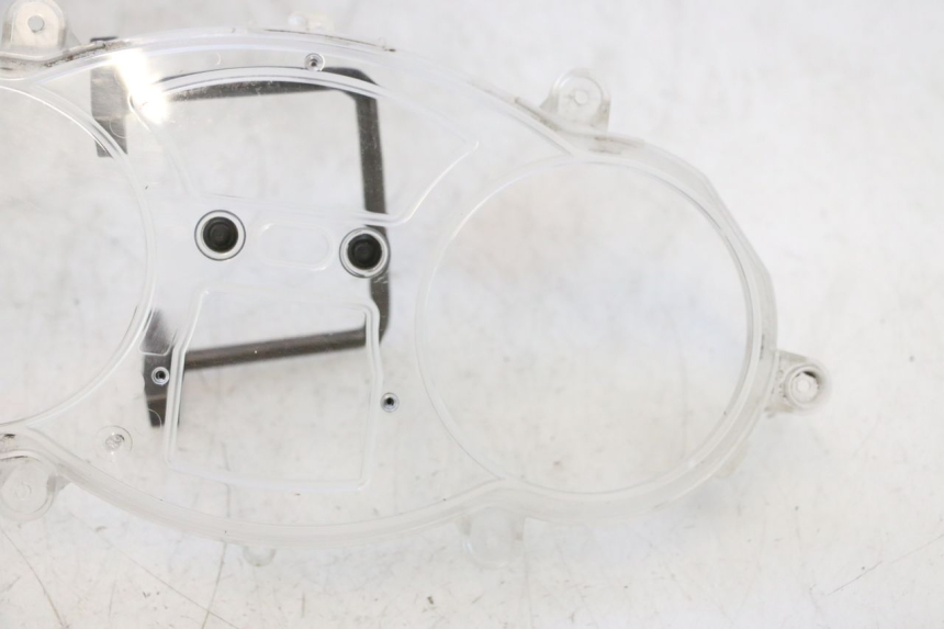 photo de TACHOMETER GLAS PIAGGIO MP3 125 (2006 - 2014) - Details der Befestigungspunkte