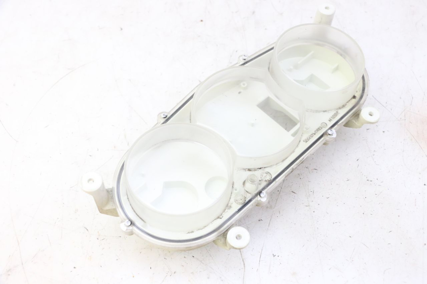 photo de TACHOMETER GLAS PEUGEOT SATELIS 250 (2006 - 2012) - Oberflächenzustand und Material