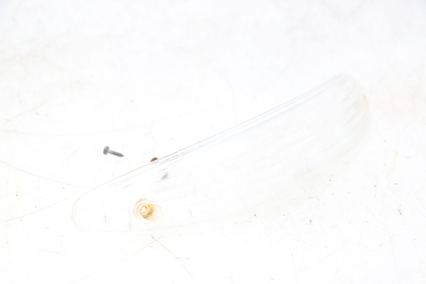 photo de RÜCKLICHT GLAS PEUGEOT ELYSTAR 50 (2002 - 2014) - Details der Befestigungspunkte