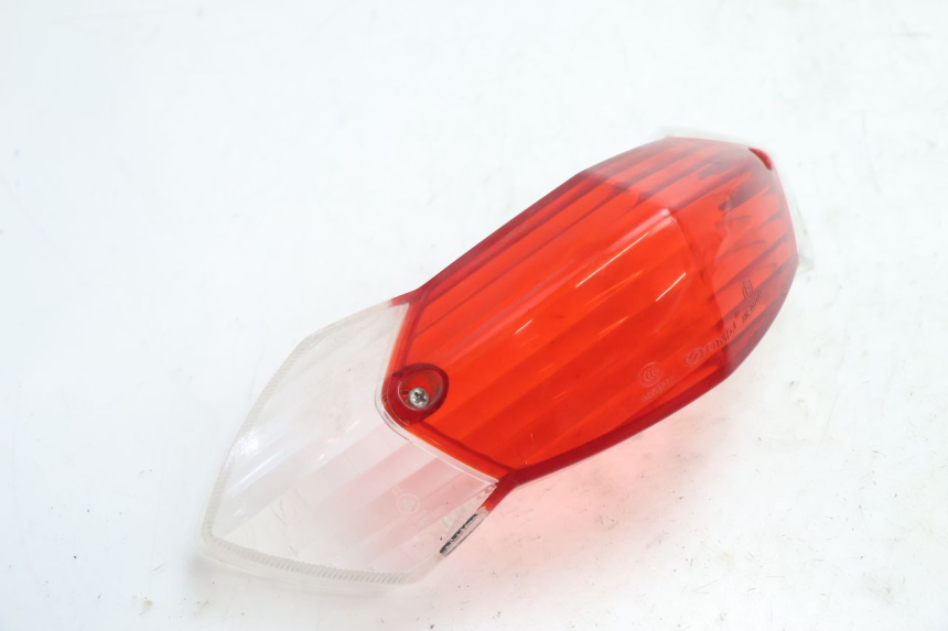 photo de RÜCKLICHT GLAS PEUGEOT KISBEE 4T 50 (2010 - 2017) - Detailansicht des Bauteils