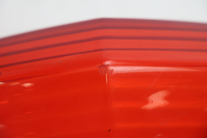 photo de RÜCKLICHT GLAS PEUGEOT KISBEE 4T 50 (2010 - 2017) - Technische Nahaufnahme