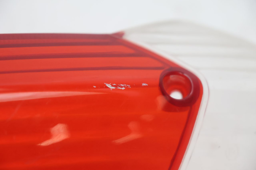 photo de RÜCKLICHT GLAS PEUGEOT KISBEE 4T 50 (2010 - 2017) - Gesamtansicht des Produkts