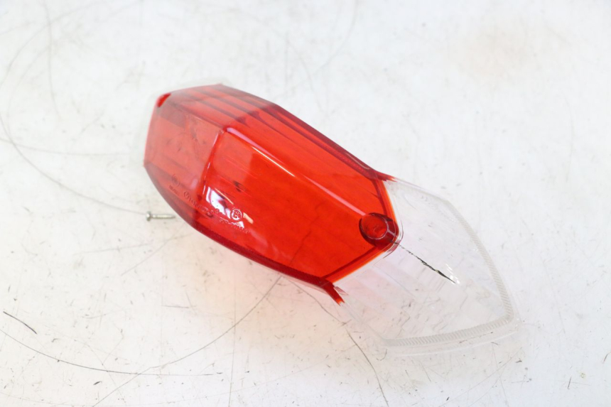 photo de RÜCKLICHT GLAS PEUGEOT KISBEE 4T 50 (2018 - 2022) - Hauptansicht