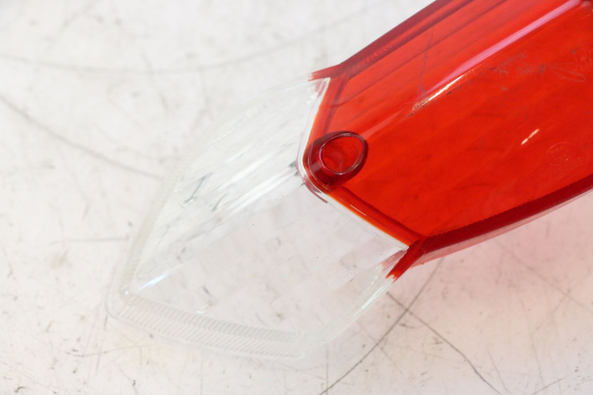 photo de RÜCKLICHT GLAS PEUGEOT KISBEE 4T 50 (2018 - 2022) - Technische Nahaufnahme