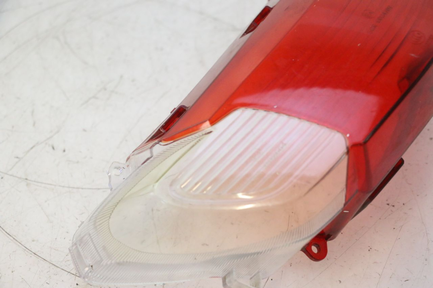 photo de RüCKLICHTABDECKUNG JM MOTORS SANTANA 50 (2014 - 2023) - Detailansicht des Bauteils