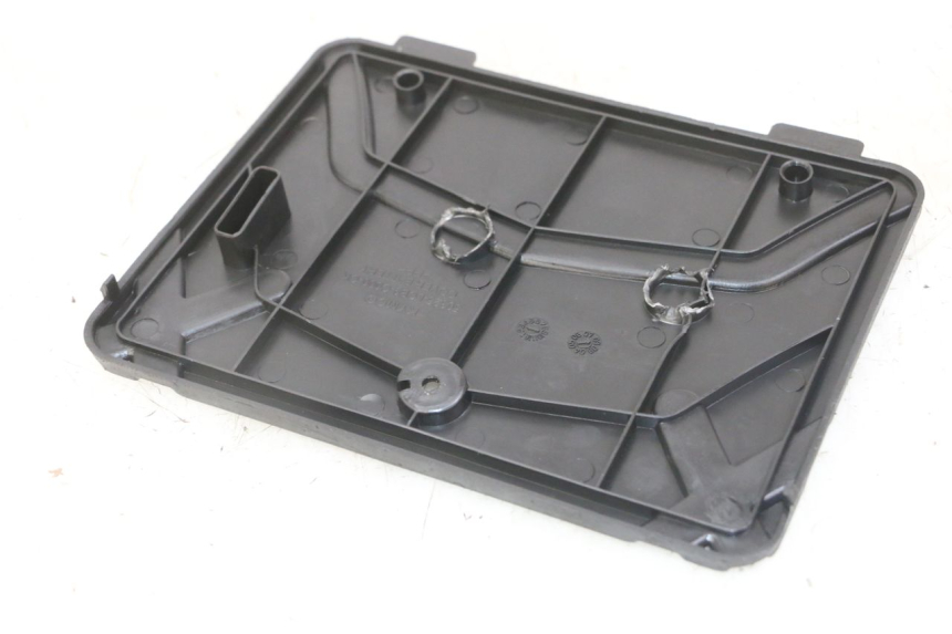 photo de BATTERIEABDECKUNG KYMCO AGILITY 4T 50 (2005 - 2018) - Detailansicht des Bauteils
