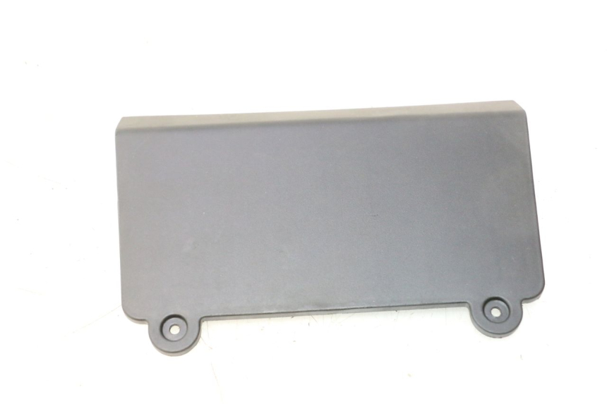 photo de BATTERIEABDECKUNG KYMCO AGILITY CITY 16P 125 (2015 - 2024) - Detailansicht des Bauteils