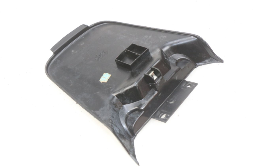 photo de BATTERIEABDECKUNG MBK BOOSTER SPIRIT NAKED 50 (2004 - 2017) - Detailansicht des Bauteils