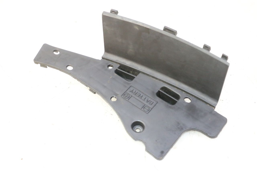 photo de BATTERIEABDECKUNG SUZUKI BURGMAN 125 (2007 - 2014) - Hauptansicht