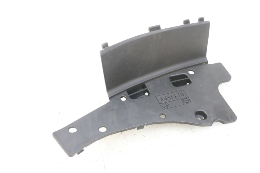 photo de BATTERIEABDECKUNG SUZUKI BURGMAN 125 (2007 - 2014) - Hauptansicht