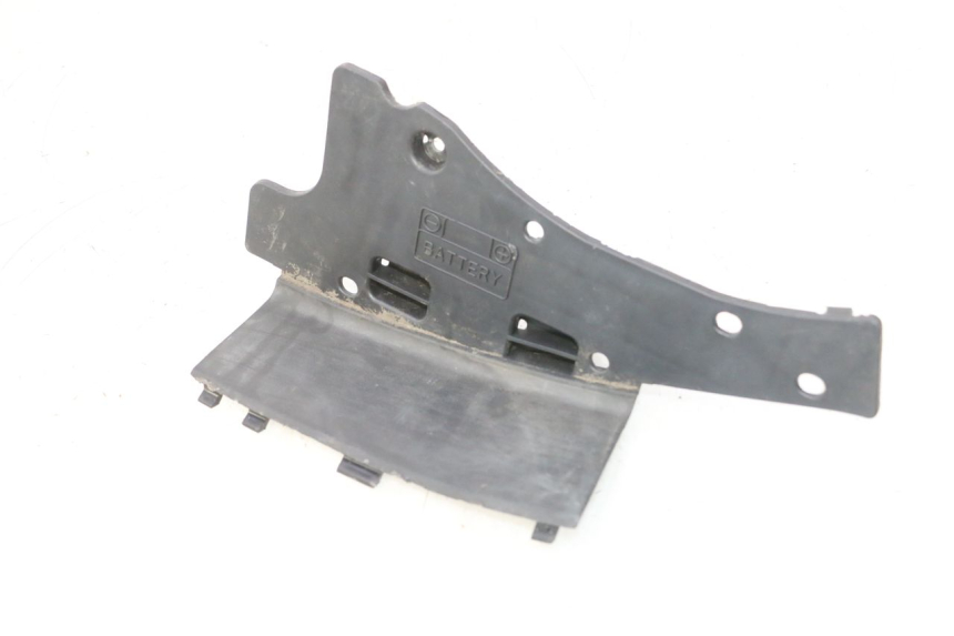 photo de BATTERIEABDECKUNG SUZUKI BURGMAN 125 (2007 - 2014) - Hauptansicht