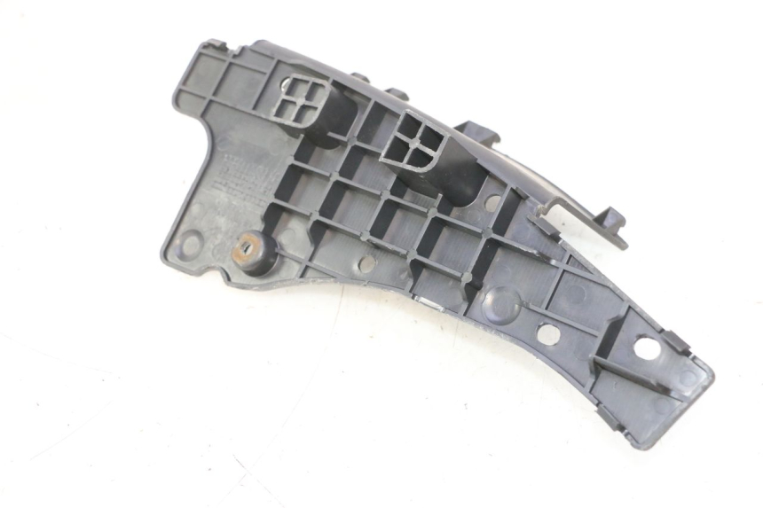 photo de BATTERIEABDECKUNG SUZUKI BURGMAN 125 (2007 - 2014) - Alternative Perspektive