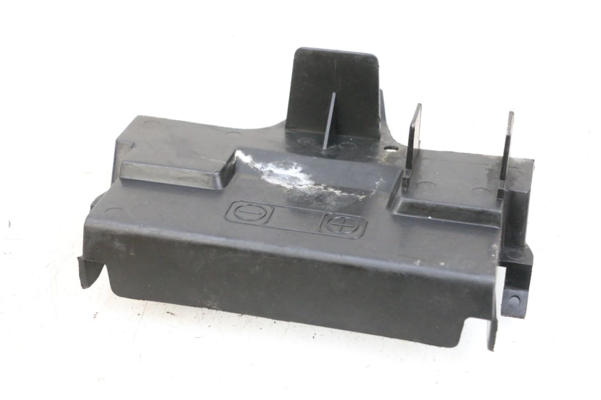 photo de BATTERIEABDECKUNG SUZUKI BURGMAN EXECUTIVE ABS 650 (2006 - 2012) - Zoom auf Gebrauchszustand